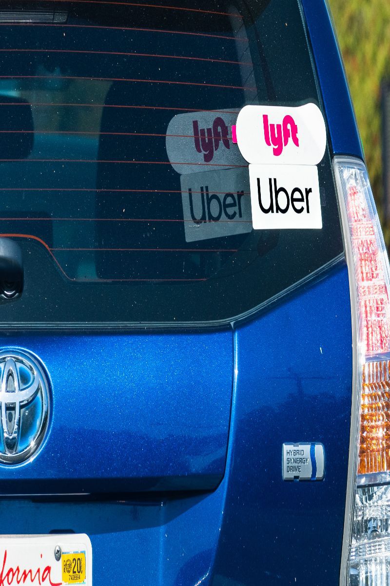 what-to-do-if-you-re-in-an-auto-accident-with-an-uber-or-lyft